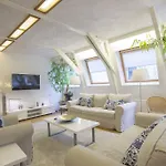 B＆b弗拉基米尔影城酒店 住宿加早餐酒店 4*