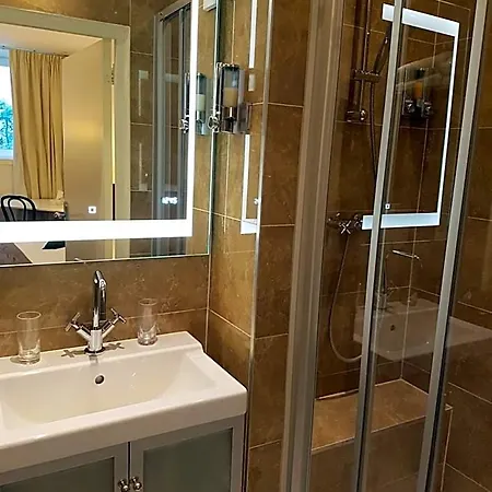 Bed & Breakfast Wladimir 4*